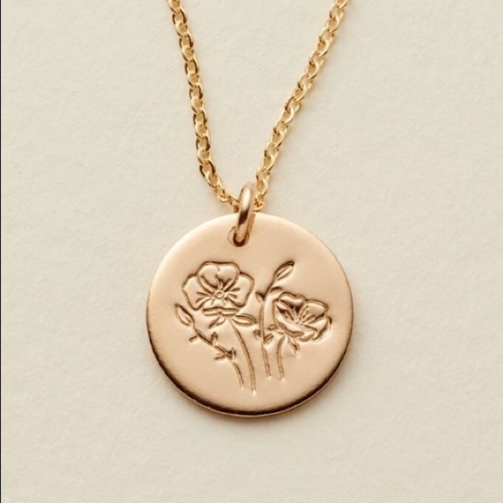 August Poppy Birth Flower Minimal Charm Necklace - Picture 4 of 12